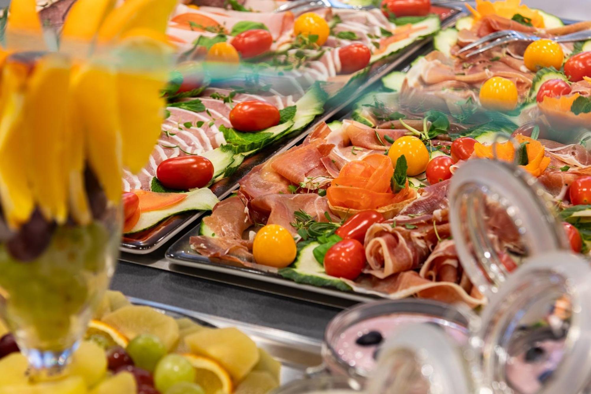 Holiday Inn - The Niu, Flower Konstanz By Ihg Luaran gambar